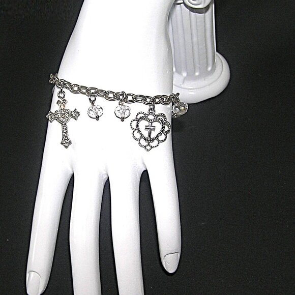 Love's Embrace Cross Heart Bracelet With Crystal Drop Beads, Togge Clasp NEW - Picture 3 of 4